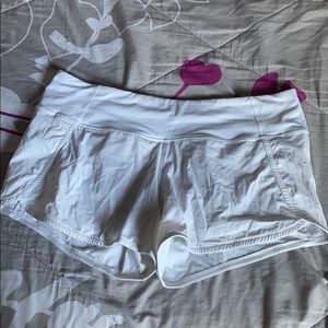 white lululemon run times shorts